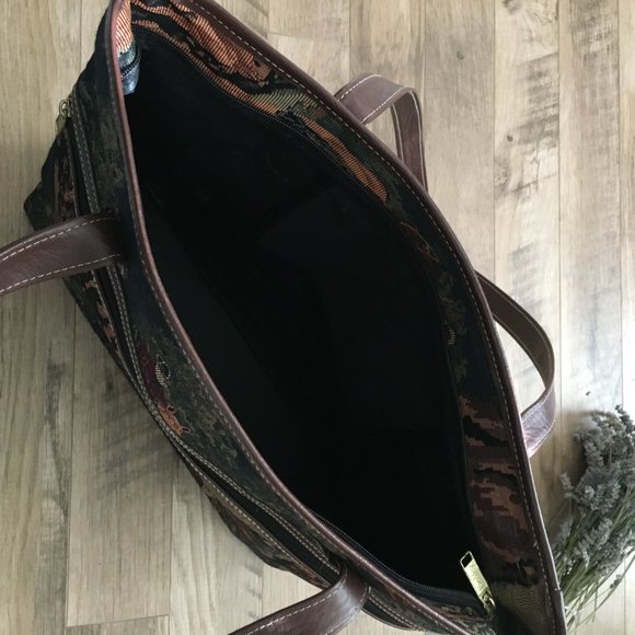 90s Vintage Berkley Tapestry Hunting Tote - Picture 9 of 15